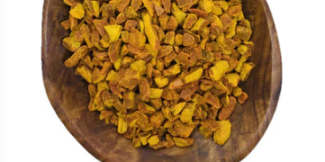 Turmeric Root Cut